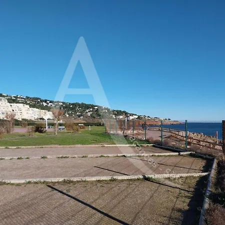 Confortable T2 1ere Ligne سُت